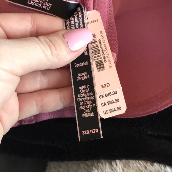 NWT vs 32D/Xs Bombshell - Picture 5 of 5